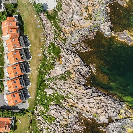 1 Bedroom Awesome In *